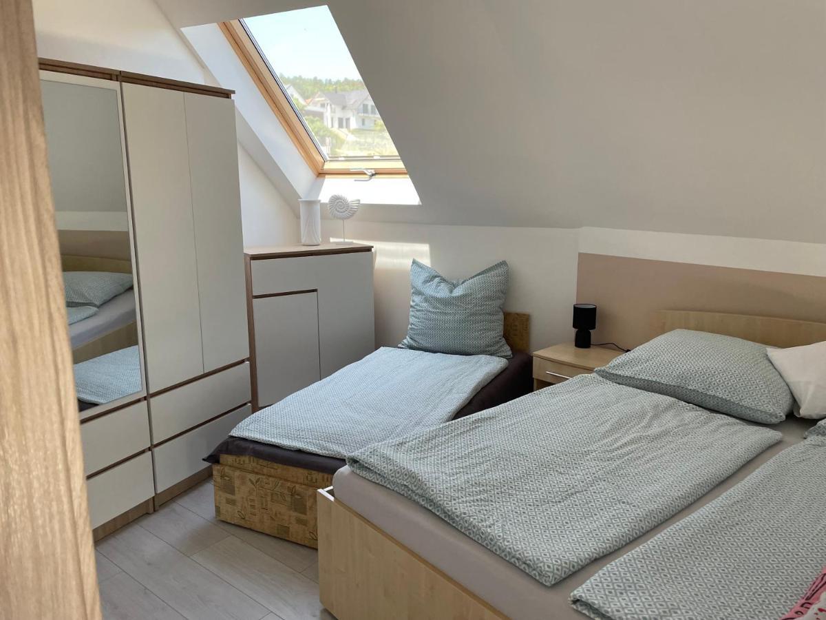 Jasmin Apartment House 沃尼奥尔茨沃什海吉 外观 照片